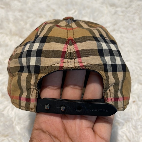 Burberry Kids Baseball Cap - Picture 2 of 3